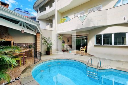 Casa de condomínio à venda com 500m², 6 quartos e 3 vagas Casa de condomínio à venda com 500m², 6 quartos e 3 vagasÁrea Gourmet