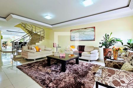 Sala de casa de condomínio à venda com 6 quartos, 500m² em Vila Rosalia, Guarulhos