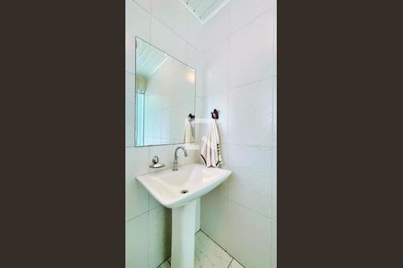 Casa de condomínio à venda com 500m², 6 quartos e 3 vagas Casa de condomínio à venda com 500m², 6 quartos e 3 vagasQuarto 2