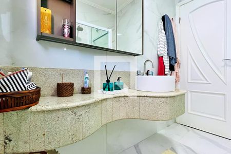 Casa de condomínio à venda com 500m², 6 quartos e 3 vagas Casa de condomínio à venda com 500m², 6 quartos e 3 vagasBanheiro da Suíte 1