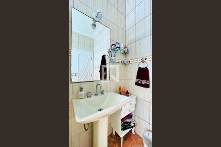 Casa de condomínio à venda com 500m², 6 quartos e 3 vagas Casa de condomínio à venda com 500m², 6 quartos e 3 vagasBanheiro da Suíte 2