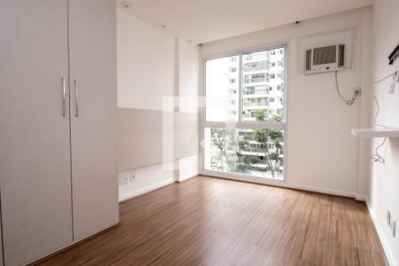 Quarto 2 de apartamento para alugar com 2 quartos, 74m² em Jacarepaguá, Rio de Janeiro