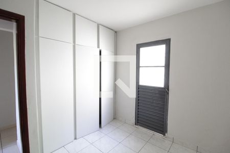 Quarto 2 de casa para alugar com 3 quartos, 90m² em Tabajaras, Uberlândia