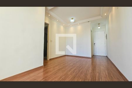 Sala de apartamento para alugar com 3 quartos, 75m² em Vila Isa, São Paulo