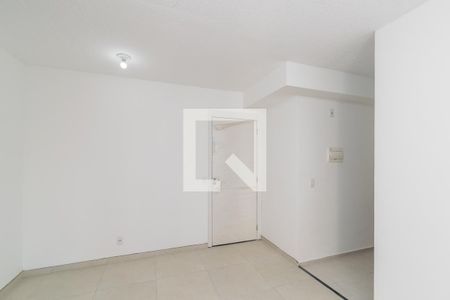 Sala de apartamento para alugar com 2 quartos, 45m² em Ramos, Rio de Janeiro