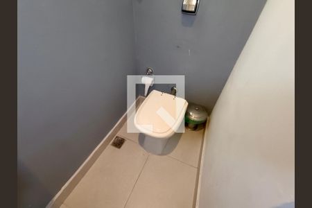 Lavabo de apartamento à venda com 4 quartos, 225m² em Copacabana, Rio de Janeiro