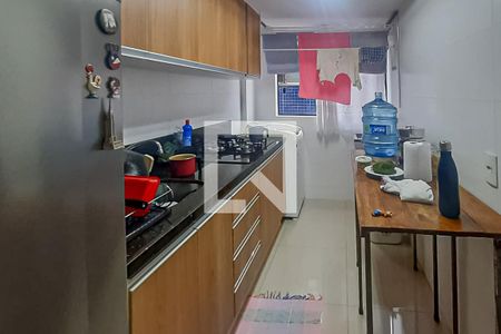 Cozinha e Área de Serviço de apartamento à venda com 2 quartos, 75m² em Santo Antônio, Belo Horizonte