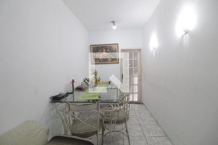 Sala de casa de condomínio à venda com 3 quartos, 140m² em Pechincha, Rio de Janeiro