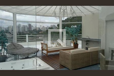 Casa à venda com 4 quartos, 604m² em Pacaembu, São Paulo