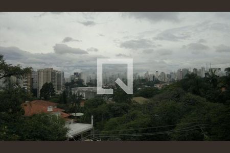 Casa à venda com 4 quartos, 604m² em Pacaembu, São Paulo