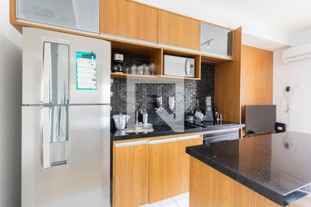 Apartamento à venda com 2 quartos, 66m² em Parque Industrial Tomas Edson, São Paulo