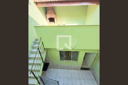 Casa à venda com 3 quartos, 169m² em Vila Valparaiso, Santo André