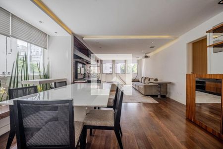 Apartamento à venda com 3 quartos, 177m² em Cerqueira César, São Paulo