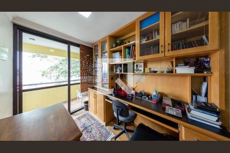 Apartamento à venda com 160m², 3 quartos e 2 vagas