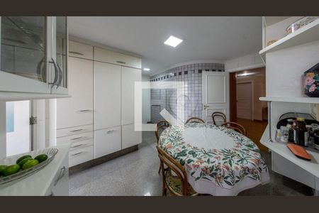 Apartamento à venda com 160m², 3 quartos e 2 vagas