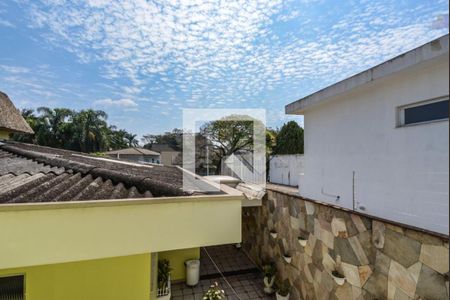 Casa à venda com 3 quartos, 232m² em Bela Aliança, São Paulo