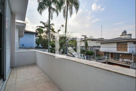 Casa à venda com 4 quartos, 519m² em Pacaembu, São Paulo