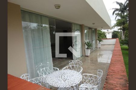 Casa à venda com 4 quartos, 1500m² em Jardim Caxambu, Jundiaí