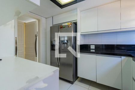 Apartamento à venda com 3 quartos, 136m² em Pompeia, São Paulo