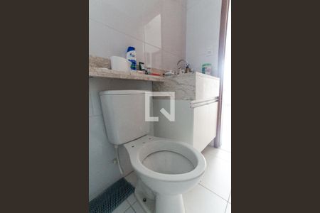 Banheiro de apartamento à venda com 2 quartos, 54m² em Vila Gustavo, São Paulo