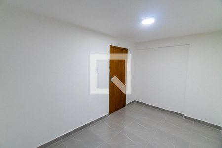 Quarto de casa para alugar com 1 quarto, 35m² em Vila Santa Catarina, São Paulo