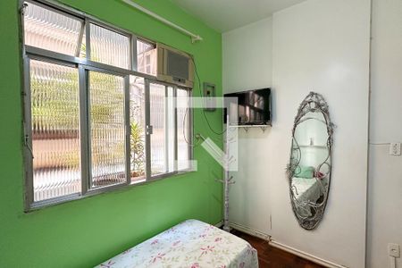 Quarto 01 de apartamento à venda com 2 quartos, 60m² em Copacabana, Rio de Janeiro