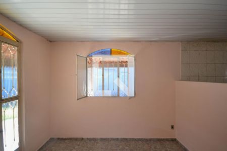Sala de casa para alugar com 2 quartos, 50m² em Comendador Soares, Nova Iguaçu