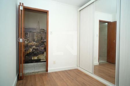 Quarto 2 de apartamento à venda com 3 quartos, 66m² em Alto de Pinheiros, São Paulo