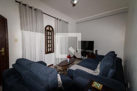 Casa à venda com 3 quartos, 150m² em Vila Antonieta, São Paulo