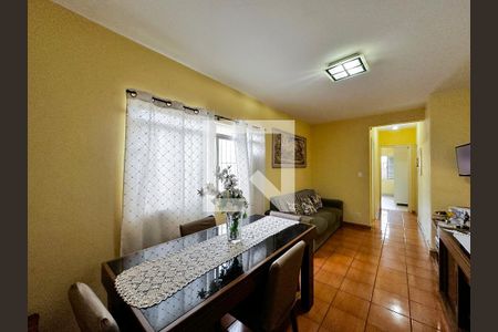 Apartamento à venda com 83m², 2 quartos e sem vagaSala