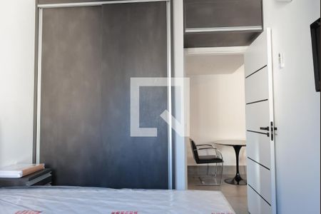 Quarto de apartamento à venda com 1 quarto, 50m² em Itaim Bibi, São Paulo