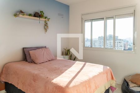 Quarto 1 de apartamento para alugar com 2 quartos, 53m² em Azenha, Porto Alegre