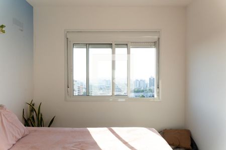 Quarto 1 de apartamento para alugar com 2 quartos, 53m² em Azenha, Porto Alegre