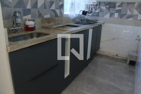 Cozinha de apartamento para alugar com 2 quartos, 46m² em Cerâmica, Nova Iguaçu