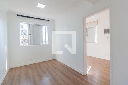 Quarto de apartamento para alugar com 2 quartos, 76m² em Canto, Florianópolis