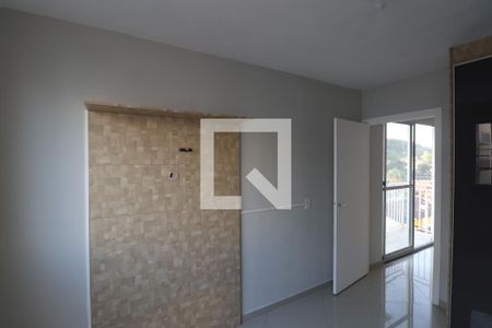 Quarto 2 de apartamento para alugar com 3 quartos, 70m² em Galo Branco, São Gonçalo