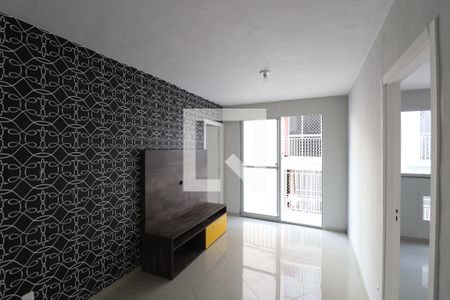 Sala de apartamento para alugar com 3 quartos, 70m² em Galo Branco, São Gonçalo