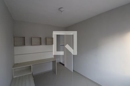 Quarto 1 de apartamento para alugar com 3 quartos, 70m² em Galo Branco, São Gonçalo