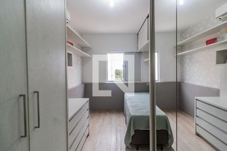 Quarto de apartamento para alugar com 2 quartos, 70m² em Capoeiras, Florianópolis