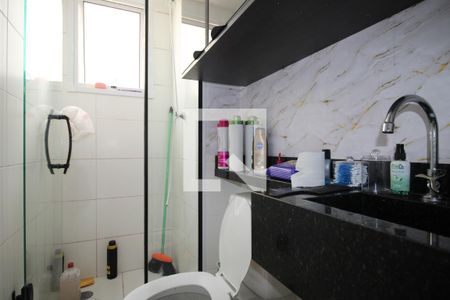 Banheiro de apartamento para alugar com 2 quartos, 40m² em Vila Penteado, São Paulo