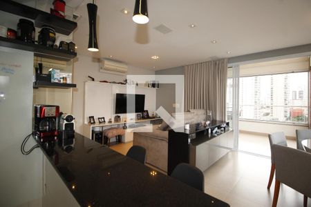 Sala/Cozinha de casa para alugar com 3 quartos, 105m² em Santa Teresinha, São Paulo