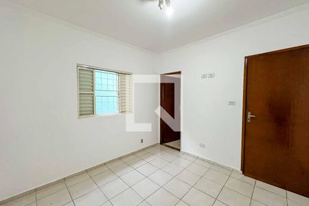 Casa para alugar com 1 quarto, 60m² em Parque Maria Domitila, São Paulo