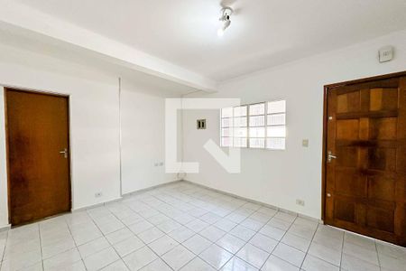 Sala de casa para alugar com 1 quarto, 60m² em Parque Maria Domitila, São Paulo