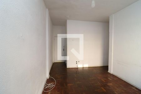 Sala de apartamento para alugar com 2 quartos, 60m² em Jardim Guanabara, Rio de Janeiro