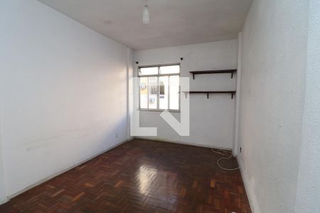 Sala de apartamento para alugar com 2 quartos, 60m² em Jardim Guanabara, Rio de Janeiro