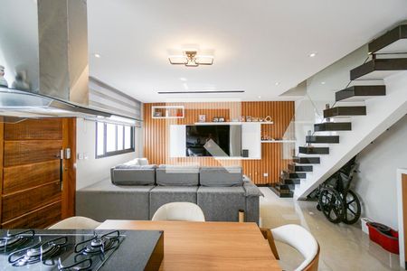 Sala de casa à venda com 2 quartos, 140m² em Vila Carrão, São Paulo