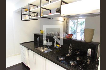 Cozinha de apartamento à venda com 2 quartos, 57m² em Vila Andrade, São Paulo