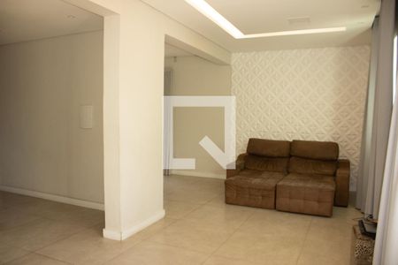 Sala de casa para alugar com 3 quartos, 360m² em Piraguara, Contagem