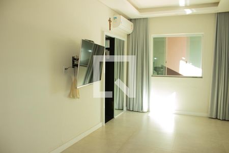 Quarto Suíte de casa para alugar com 3 quartos, 360m² em Piraguara, Contagem