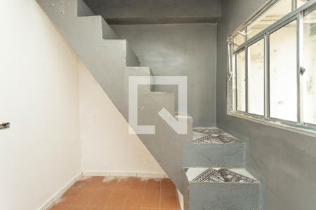 Sala  de casa para alugar com 2 quartos, 71m² em Vila Nogueira, Diadema